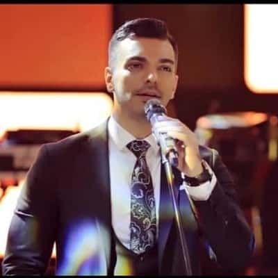 عکس کاور دانلود آهنگ روانیتم با صدای امیر آرس {کیفیت اصلی با متن}