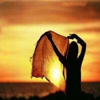 تصویر کاور دانلود آهنگ به تو عادت کرده بودم با صدای ابی