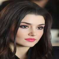 تصویر کاور آهنگ خوشگلا باید برقصن خوشگلا باید نترسن