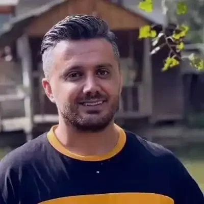 عکس کاور دانلود اهنگ پرستارا بزارین من بخوابم با صدای ابی عالی