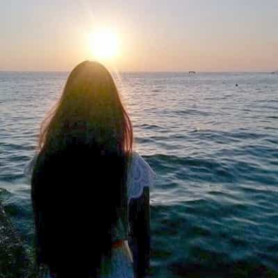 عکس کاور آهنگ منم اون یار شیرین با صدای زن لیلا فروهر