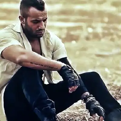 عکس کاور آهنگ تتلو من دلم تنگه ریمیکس دیجی سونامی {کنسرت} 😌