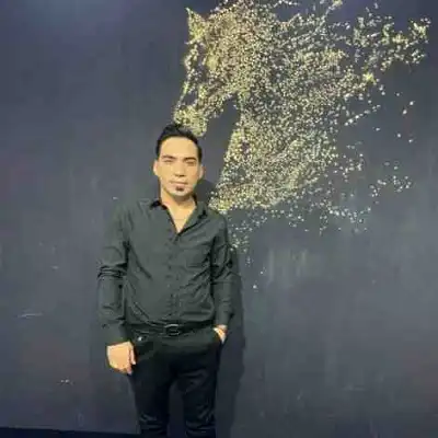 عکس کاور اهنگ ای خدا بالم بده تا بال بگیروم هومن پناهی