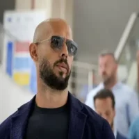 تصویر کاور دانلود اهنگ جان محمد خواجه زاده منم عکساشو پاره کردم