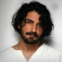 تصویر کاور آهنگ الهی دنیا برات بسازه با صدای زن و مرد+ریمیکس هوش مصنوعی